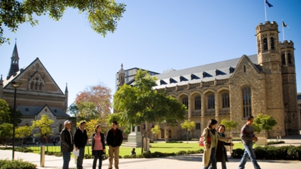Κινδυνεύουν με «λουκέτο» τα πανεπιστήμια της Αυστραλίας